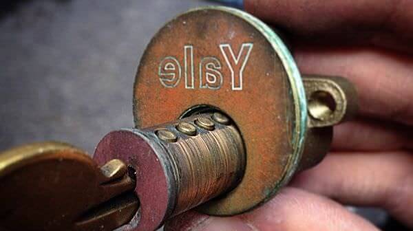 Срочная замена замков в Уфе